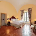 Château De - Maison De 5*