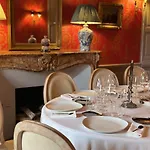 Château De - Maison De Hotel 5*