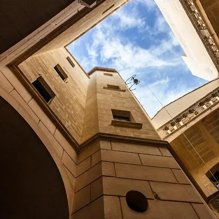 Chateau De Hotel Collias