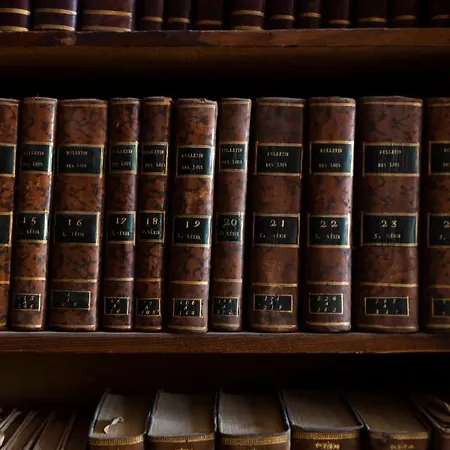 Chateau De Hotel Collias