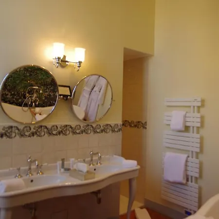Hotel Chateau De 5*