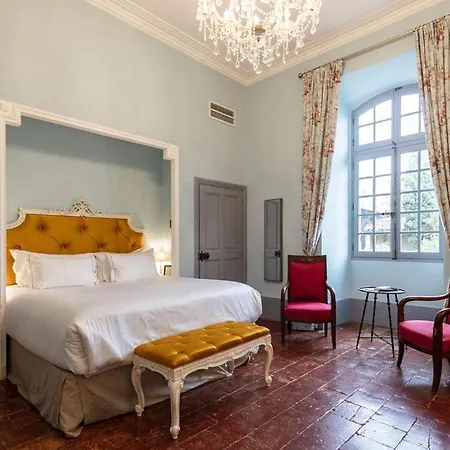 Chateau De Hotel 5*