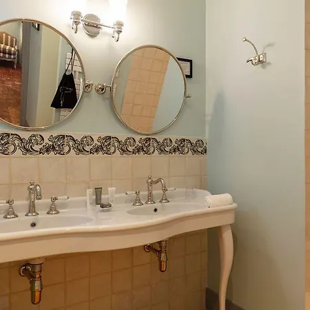 Hotel Chateau De Collias