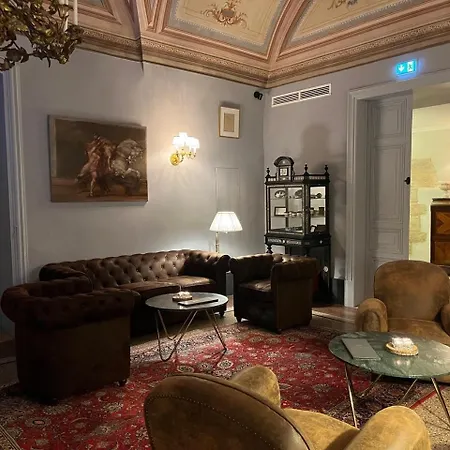 Chateau De - Maison De Hotel Collias