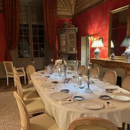 Chateau De - Maison De Collias