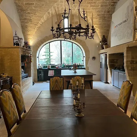 Chateau De - Maison De