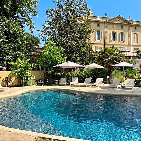 Chateau De - Maison De 5* Collias