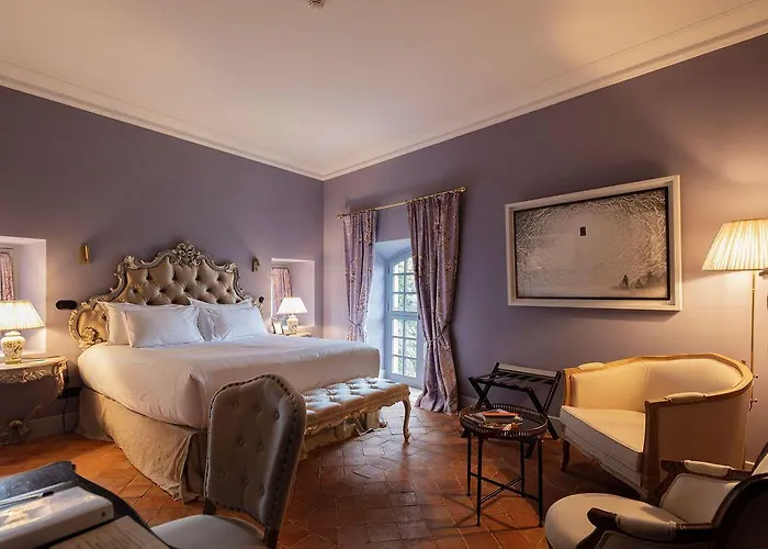 Château De Hotel 5*