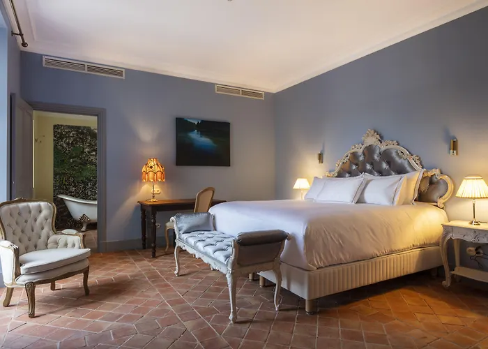 Château De Hotel 5*