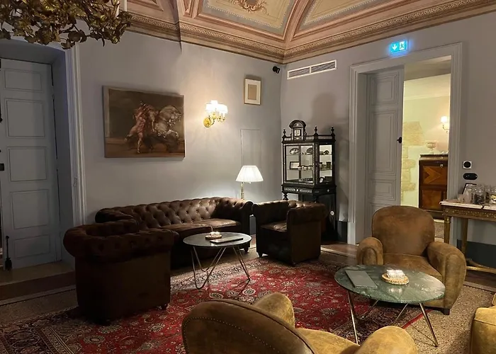 Château De Hotel Collias